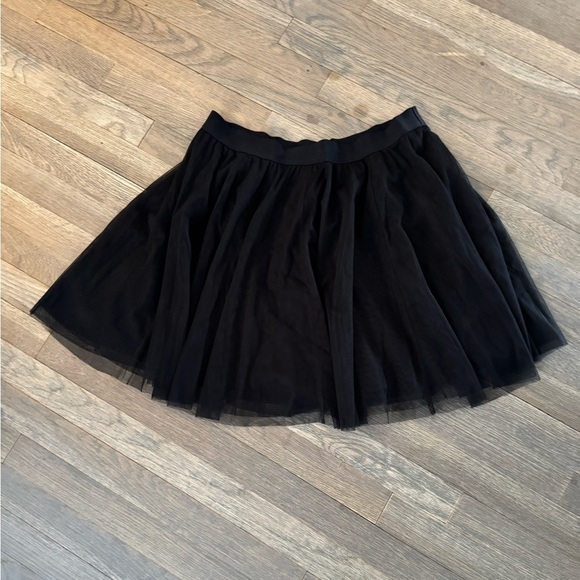 Lauren Conrad Elegant Black Tulle Skirt size large - Picture 1 of 8